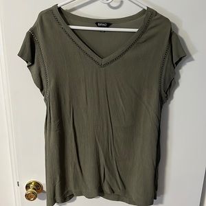 NWOT - Women’s Olive Short Sleeve Top
